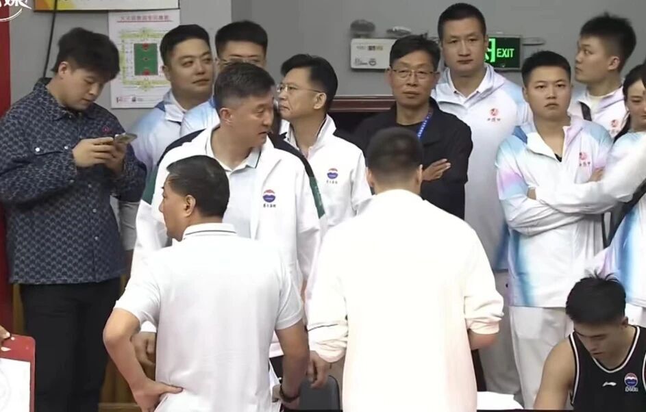 直非常稳定, 篮的内线可 直非常稳定, 篮的内线可